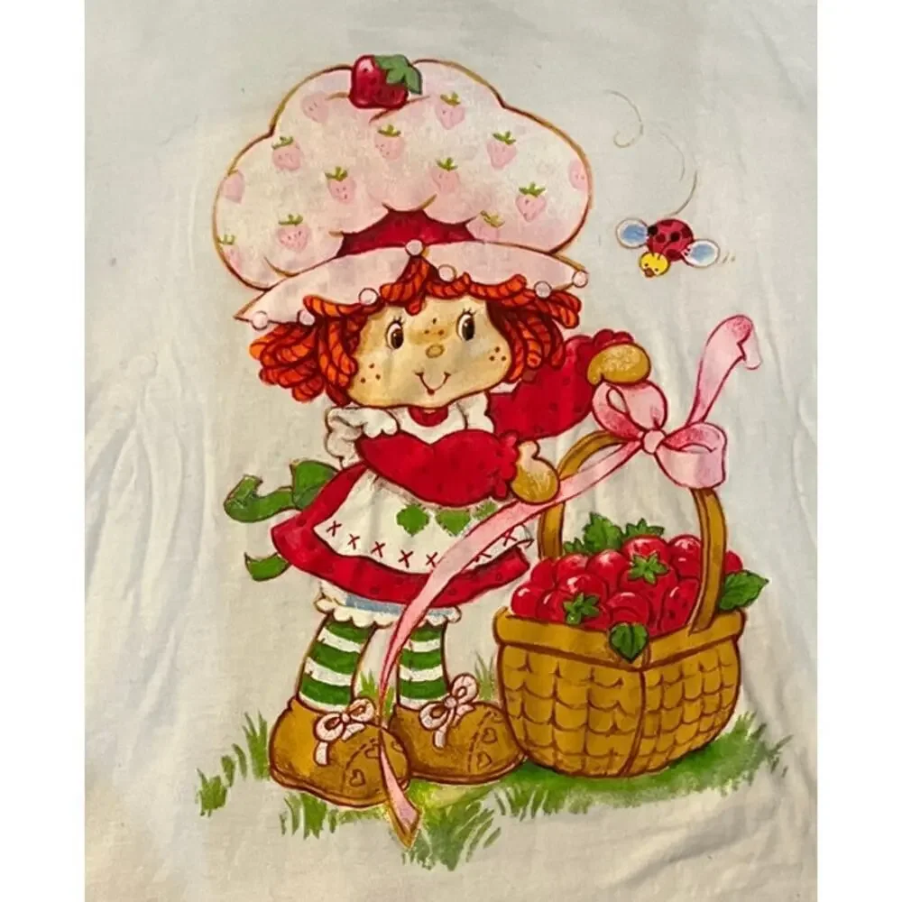 Cute Strawberry Shortcake Graphic Tee - Picture 2 of 4